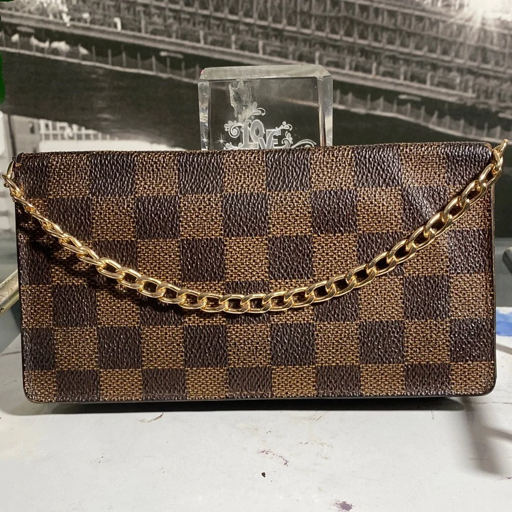 Authentic Louis Vuitton Damier Checkbook/Phone Long Wallet